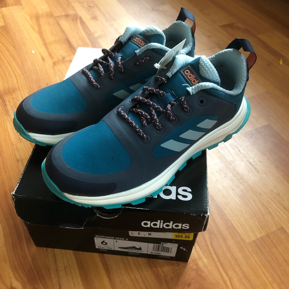 Adidas response trail x